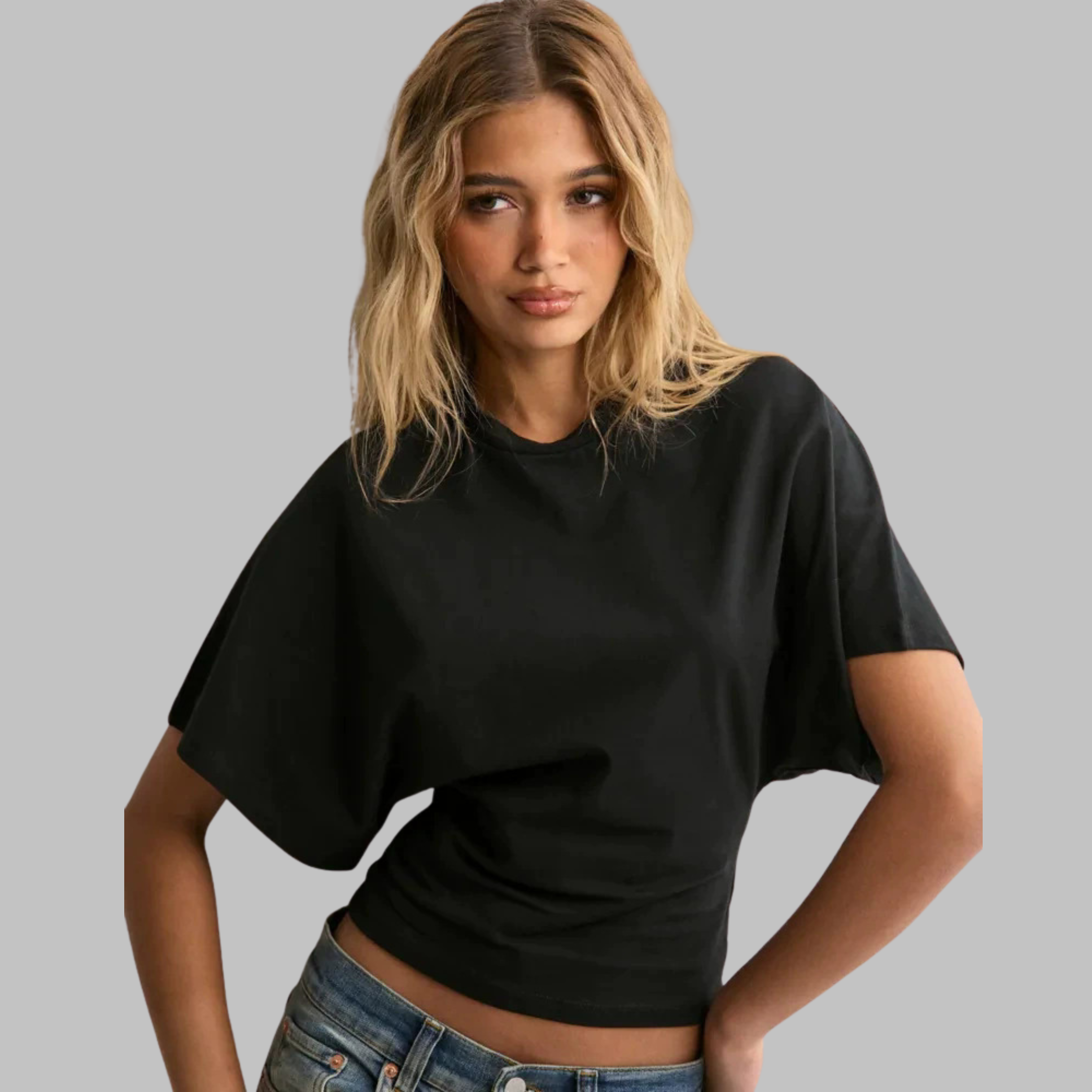 Women's Fitted T-Shirt Half Sleeve Round Neck Top