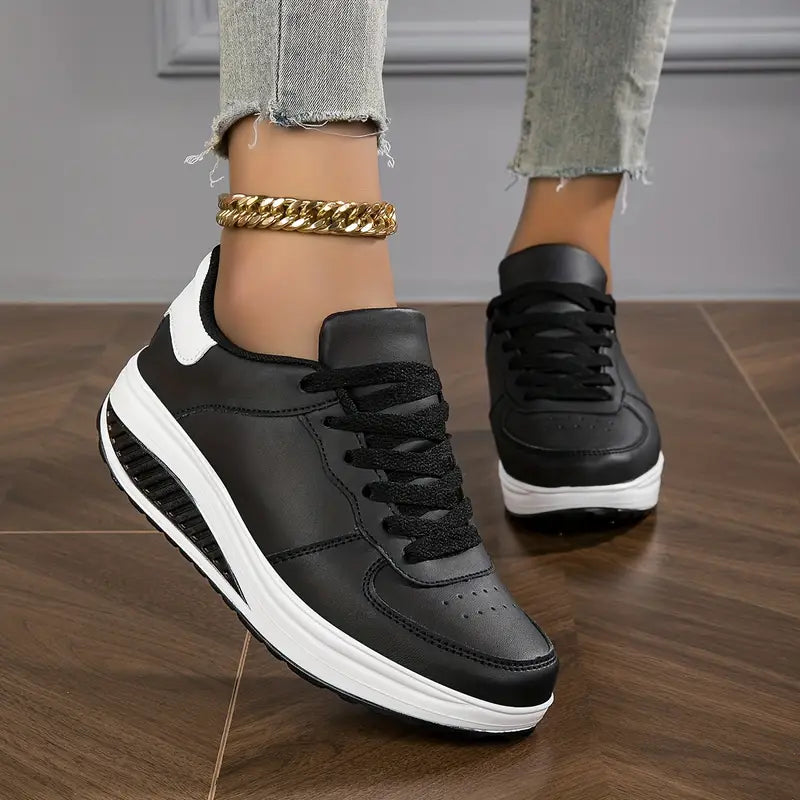 Women's Lace-Up Non-Slip Trainers - White Contrast Sole
