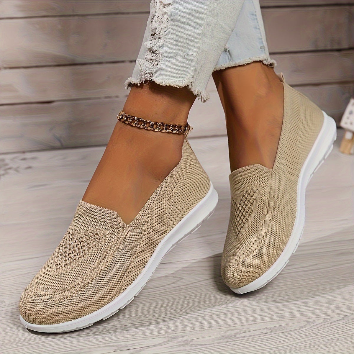 Women’s Low-Top Slip-On Sneakers - Textured Finish